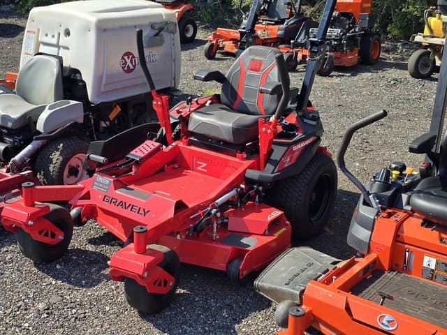 Image of Gravely Pro-Turn Z equipment image 1