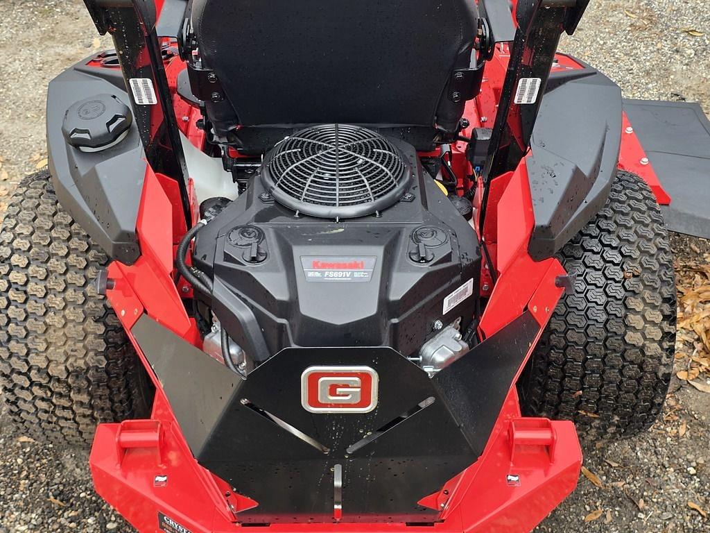 Image of Gravely Pro-Turn Z 52 Image 1