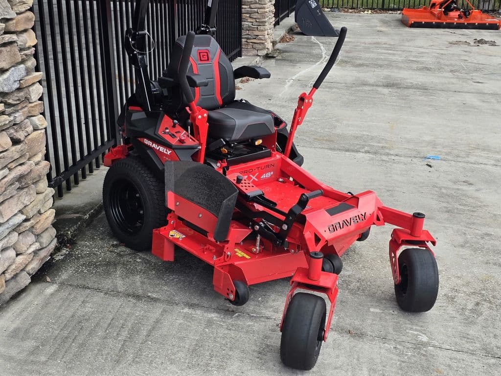Image of Gravely Pro-Turn ZX48 Image 1