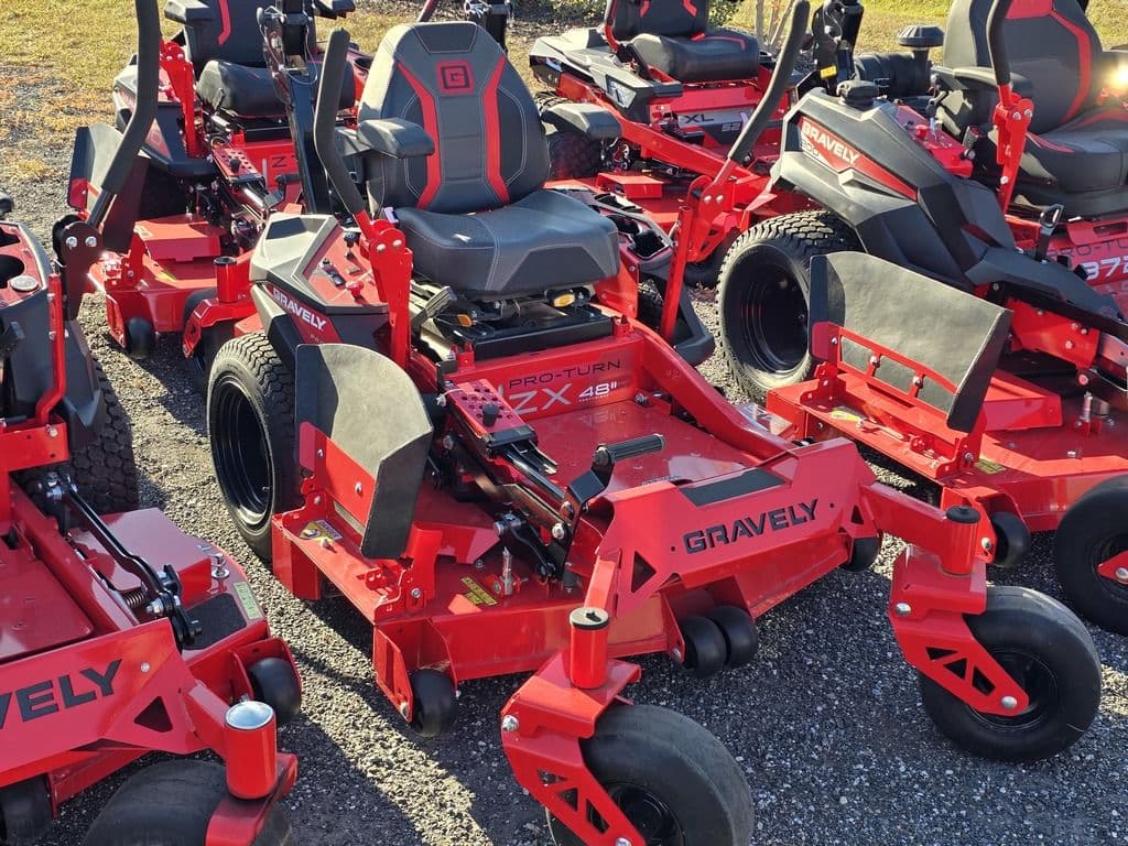 Image of Gravely Pro-Turn ZX48 Image 1