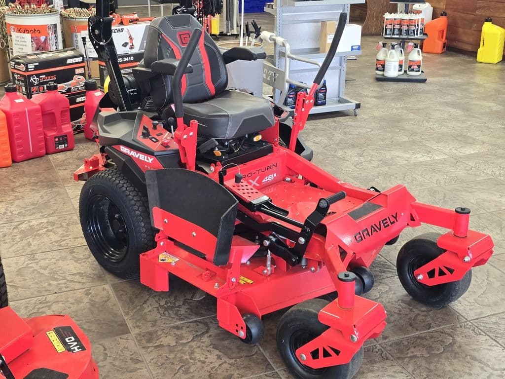 Image of Gravely Pro-Turn ZX48 Image 1
