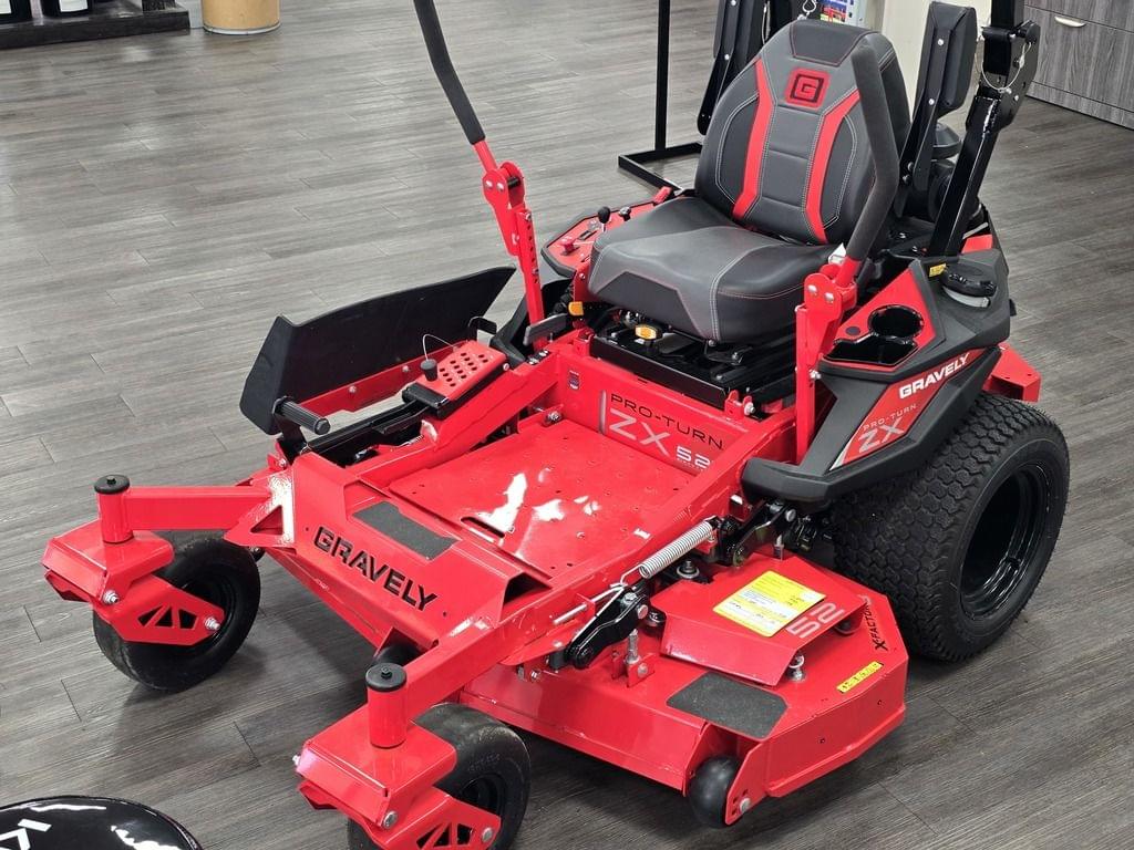 Image of Gravely Pro-Turn ZX 52 Image 0