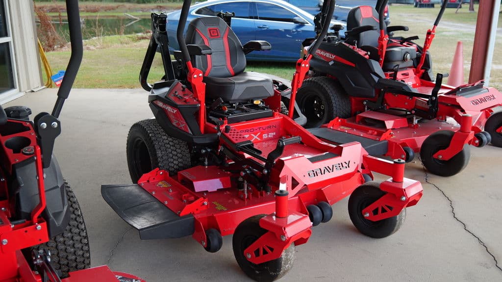 Image of Gravely Pro-Turn ZX 52 Image 0