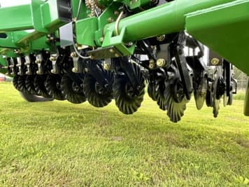 Main image Great Plains 1206NT