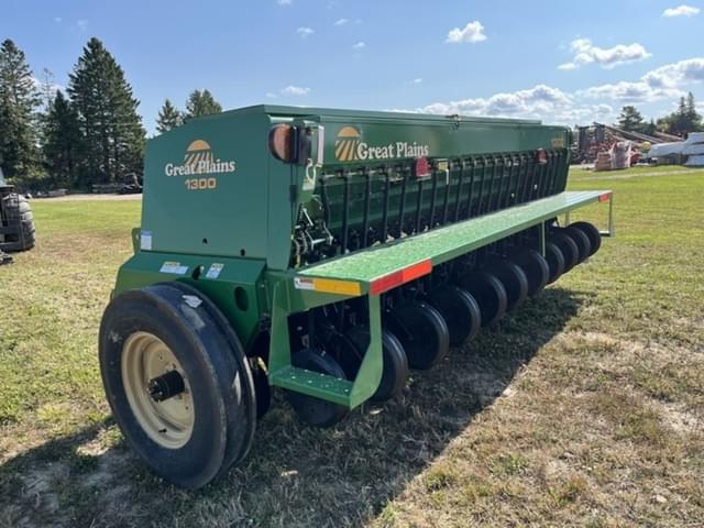 Image of Great Plains 1300 equipment image 3