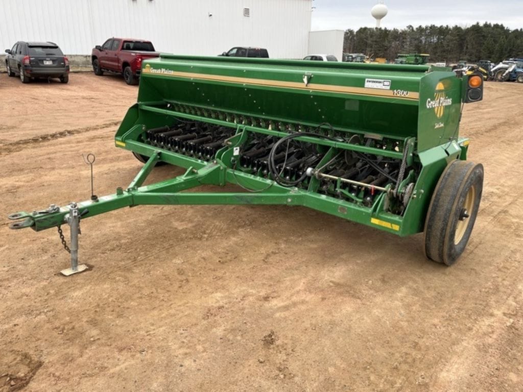 Great Plains 1300 Equipment Image0