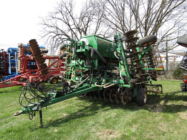 Image of Great Plains 2400TT equipment image 1