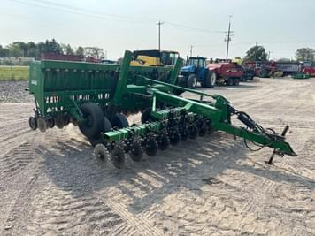 Main image Great Plains Solid Stand 15