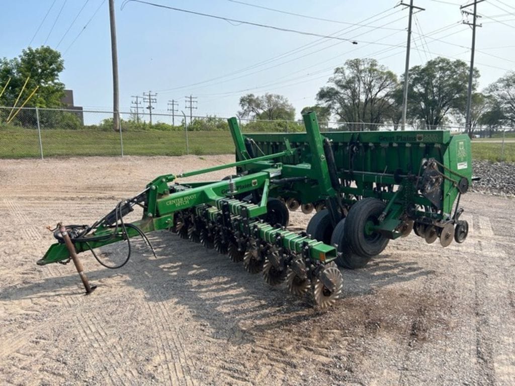 1990 Great Plains Solid Stand 15 Equipment Image0