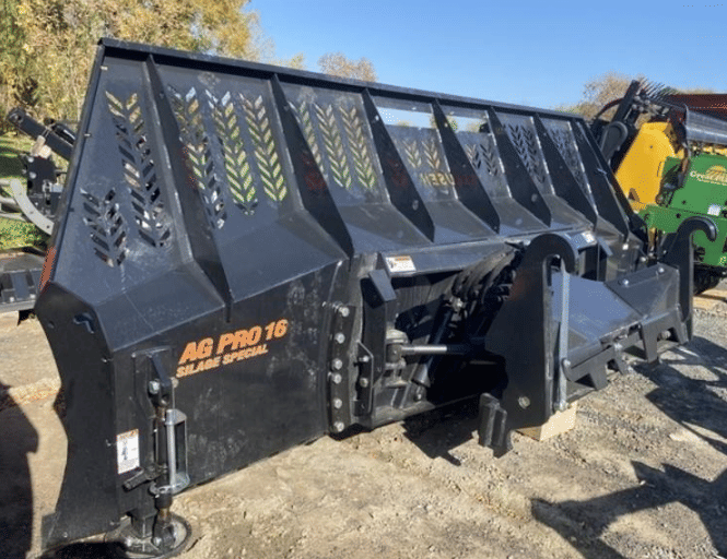 Grouser Ag Pro SS16 Equipment Image0