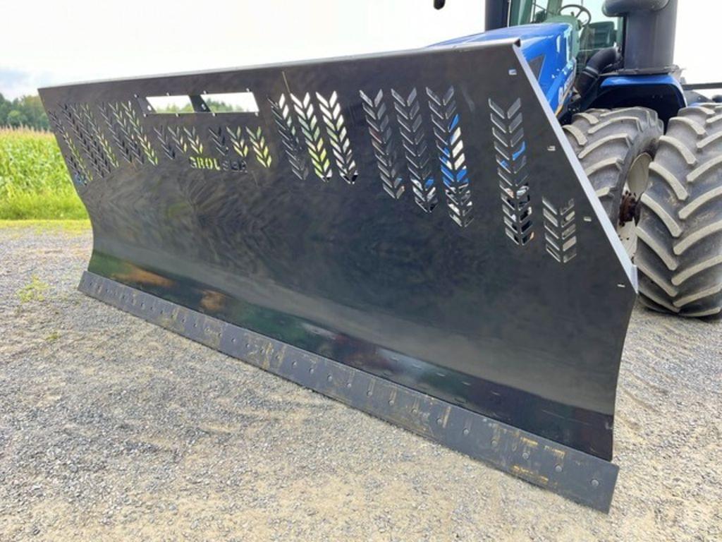 Image of Grouser Ag Pro SS16 Primary image