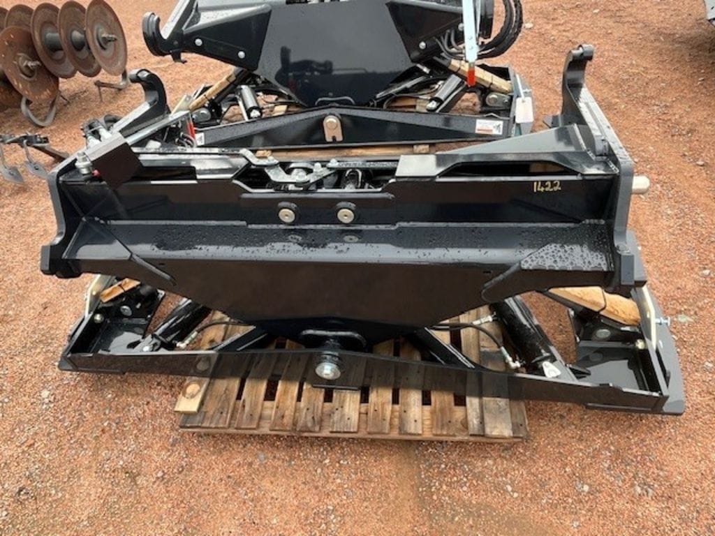 Grouser Ag Pro SS16 Equipment Image0