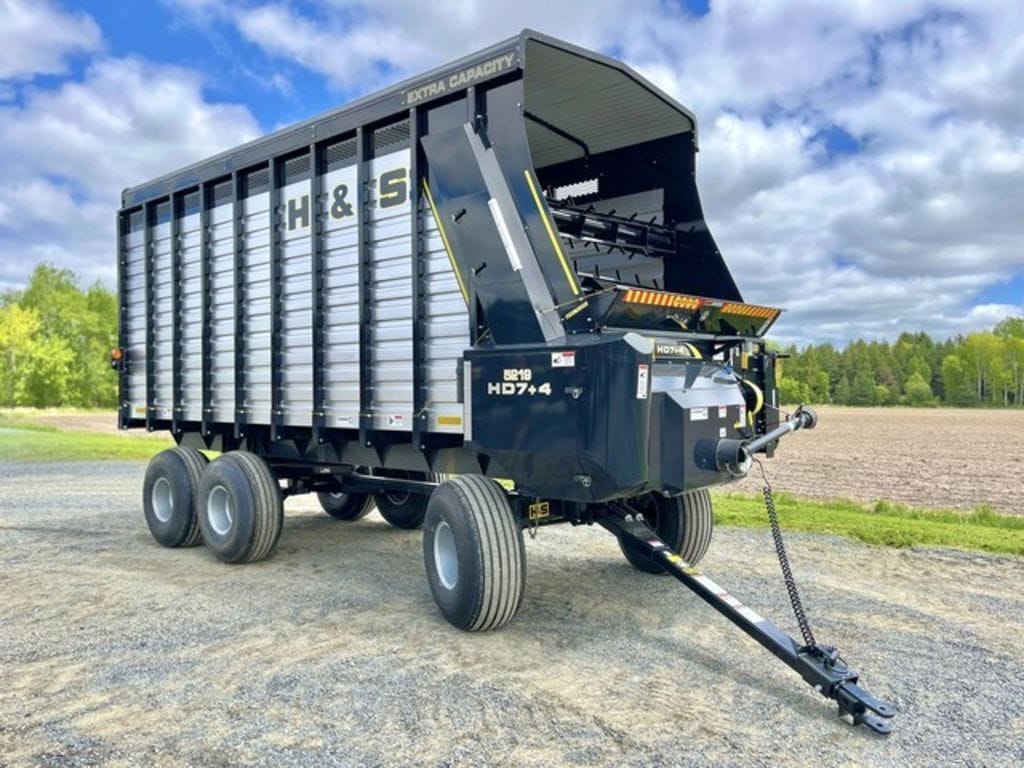 2024 H&S HD7+4 Equipment Image0