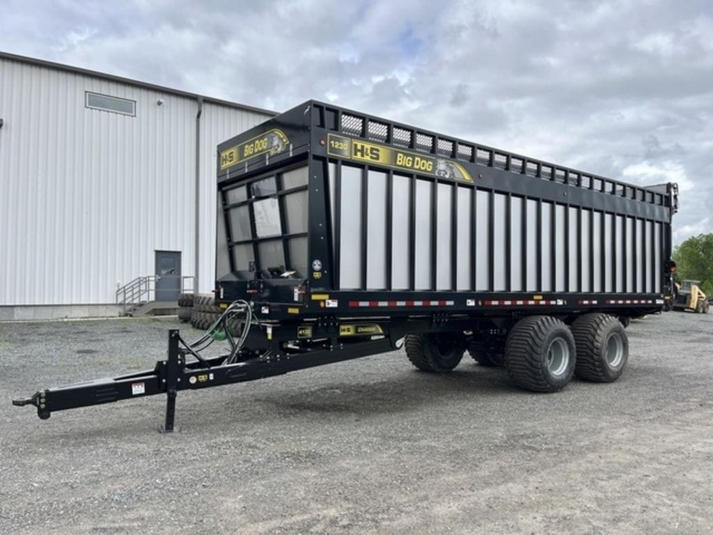 2024 H&S Big Dog 1230 Equipment Image0