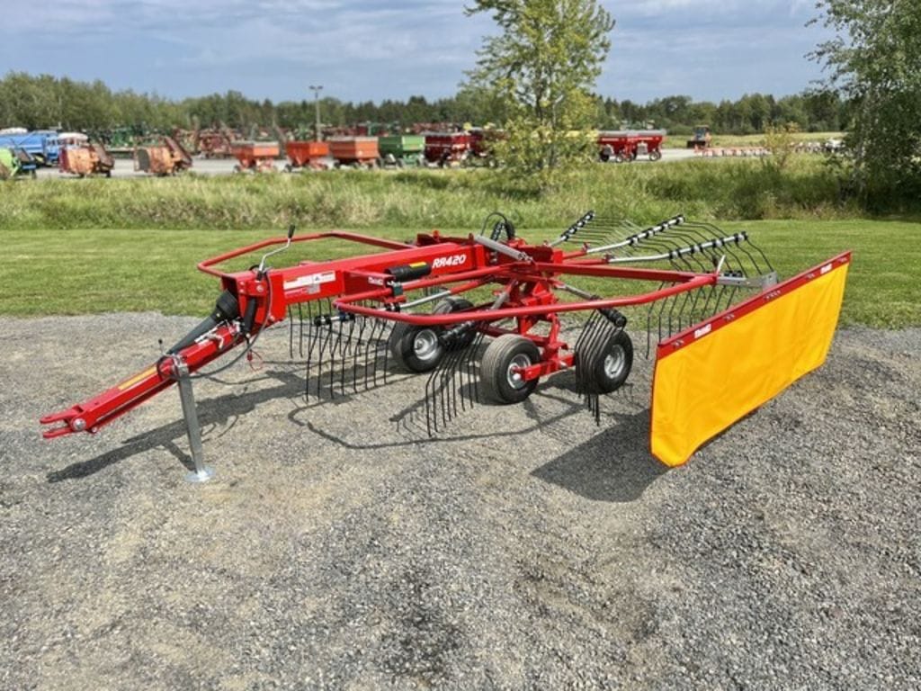2023 H&S RR420 Equipment Image0