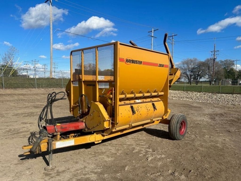 Haybuster 2650 Equipment Image0
