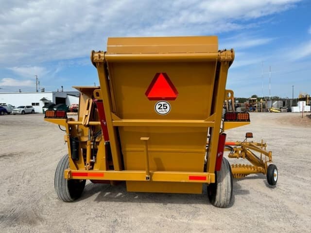 Image of Haybuster 3106 Rock EZE equipment image 4