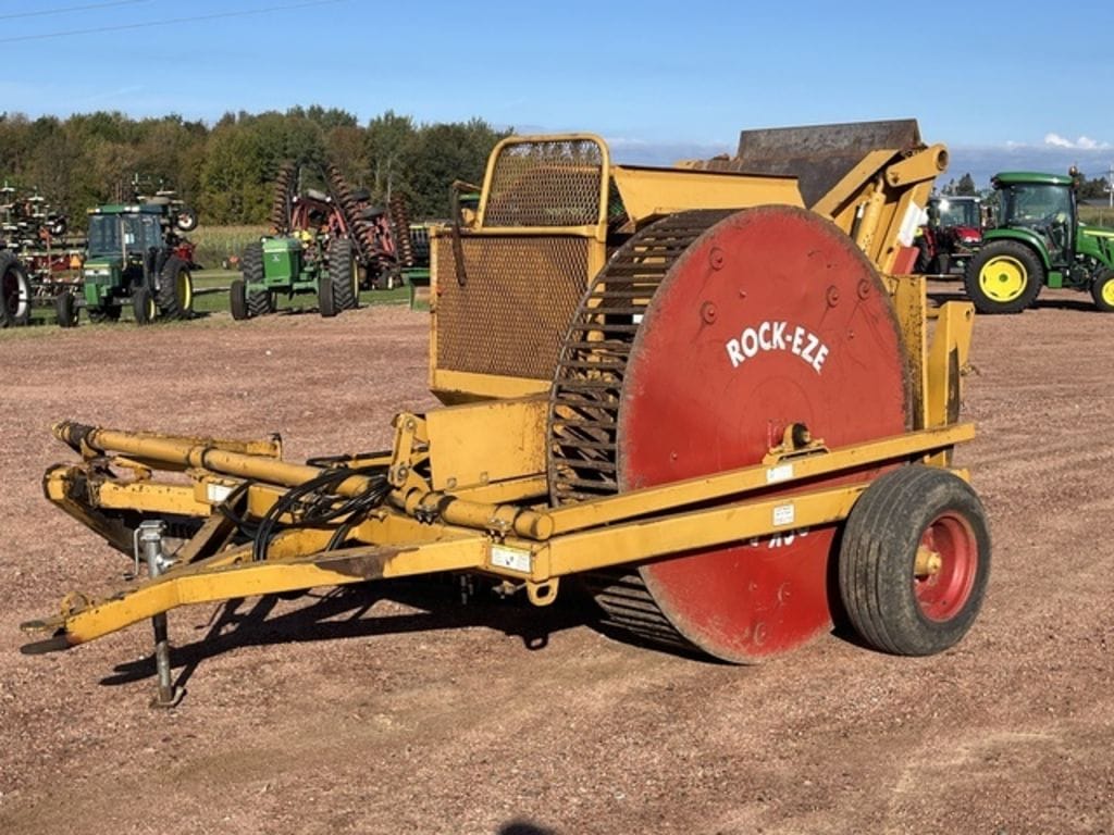 Main image Haybuster H106