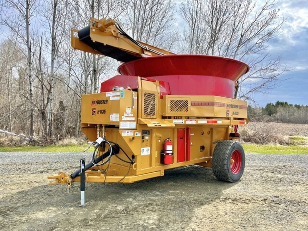 2025 Haybuster H-1135 Equipment Image0