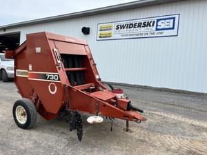 Hesston 730 Image