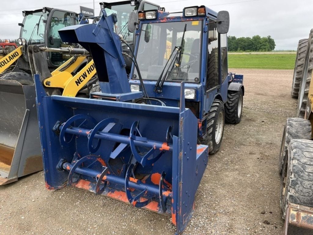 Holder 524 Equipment Image0