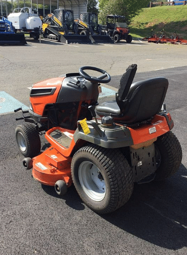 Image of Husqvarna GT52XLS Image 1