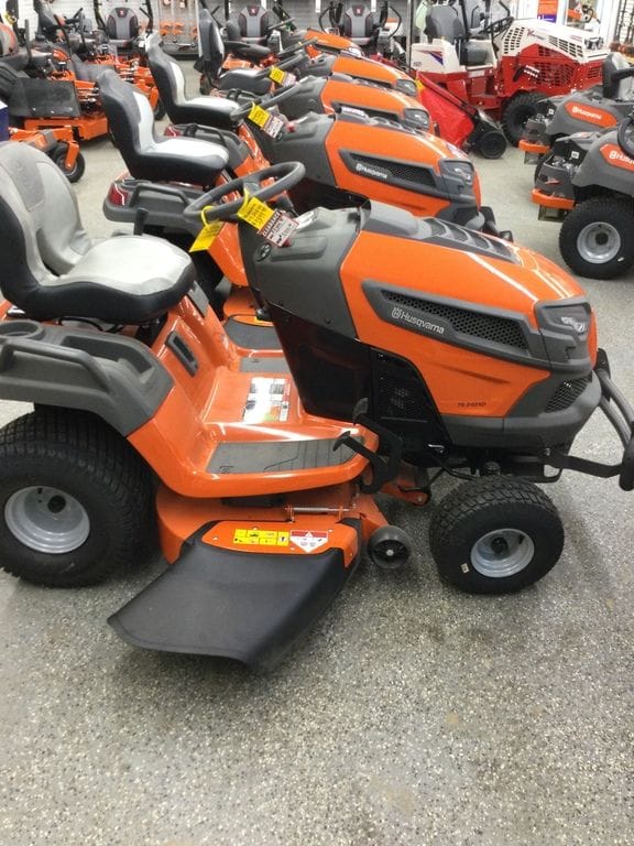 Husqvarna TS242XD Equipment Image0