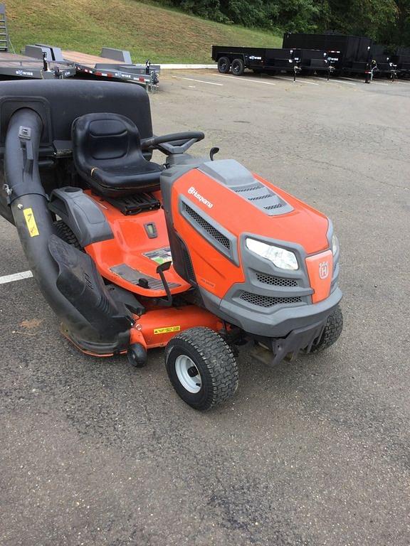 Husqvarna riding discount lawn mower yth24v48