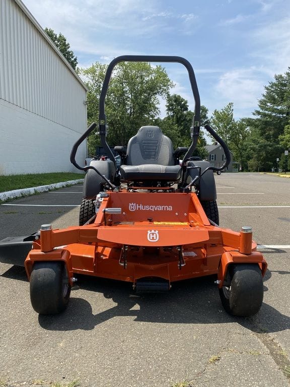2021 Husqvarna MZ61 Equipment Image0