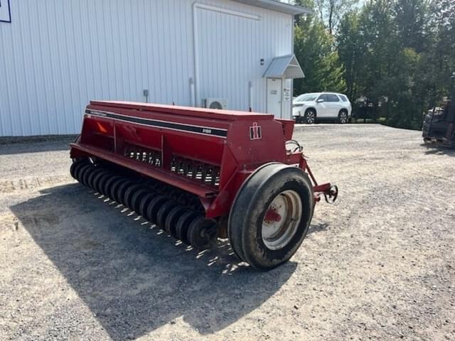 Image of International Harvester 5100 equipment image 2