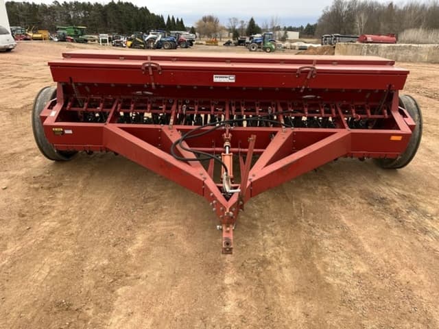 Image of International Harvester 5100 equipment image 1