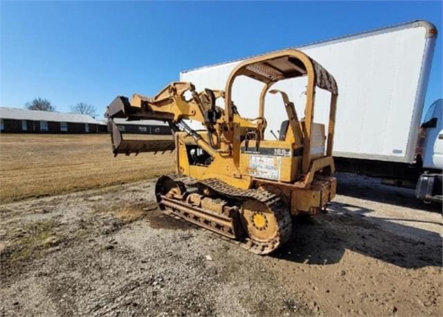 Image of International Harvester 125E equipment image 2