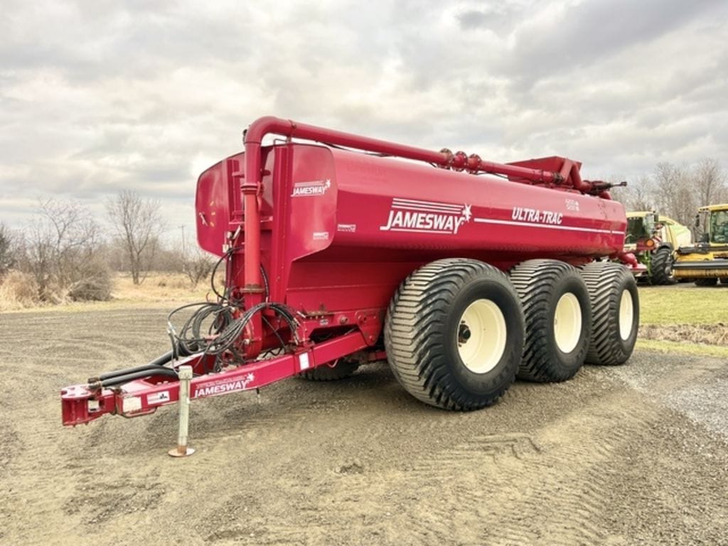 2016 Jamesway 6200 Equipment Image0