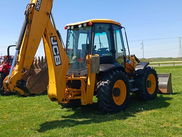 Image of JCB 4CX equipment image 4