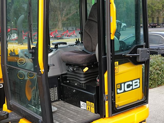 Image of JCB 35Z-1 equipment image 4