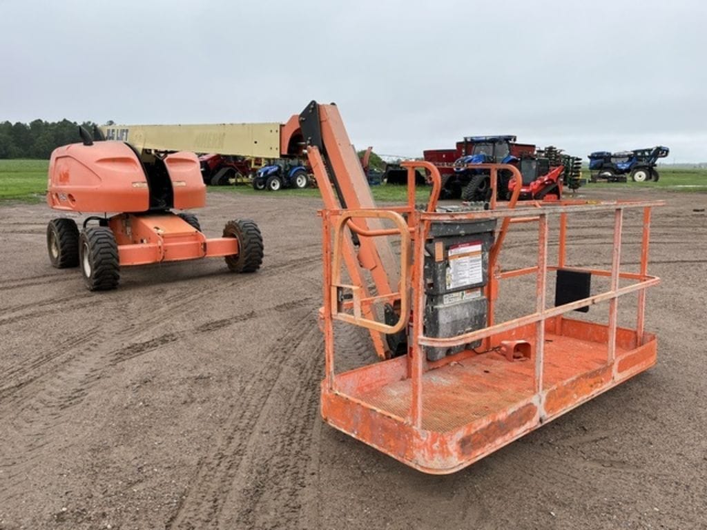 2015 JLG 460SJ Equipment Image0