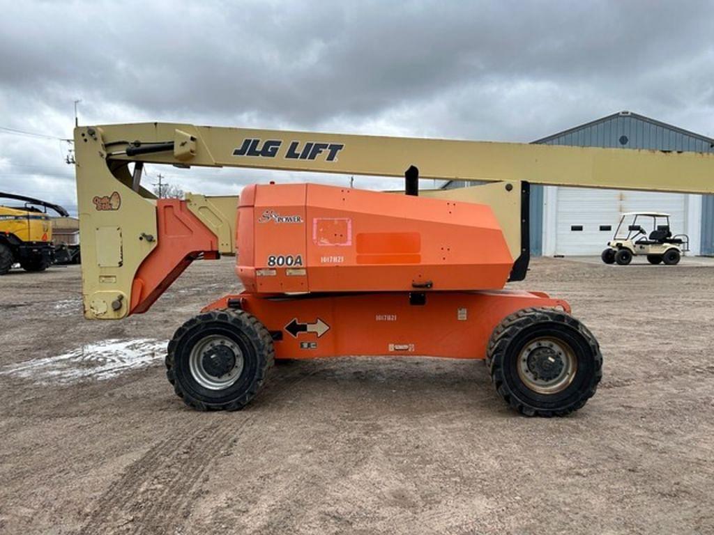 Image of JLG 800A Image 0