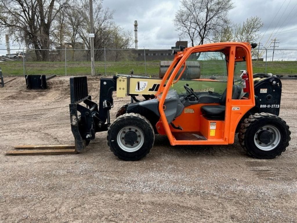 2016 JLG G5-18A Equipment Image0