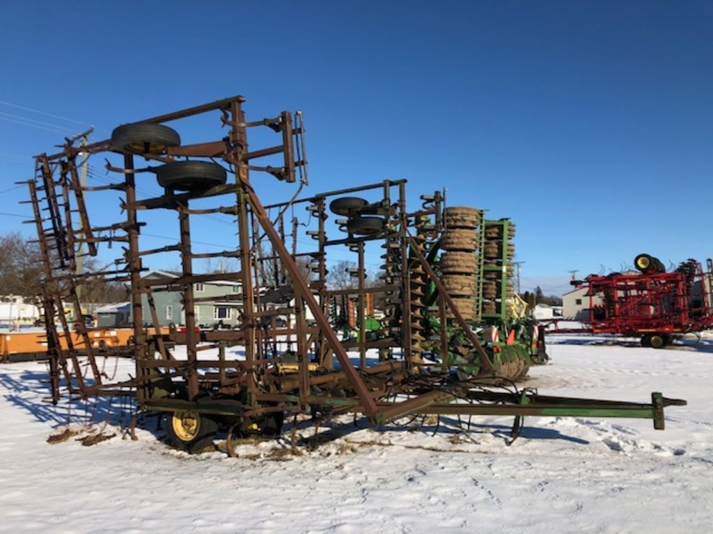 John Deere 1010 Equipment Image0