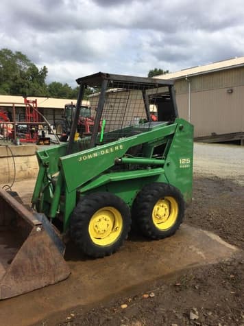 Main image John Deere 125