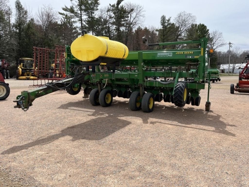 Main image John Deere 1535