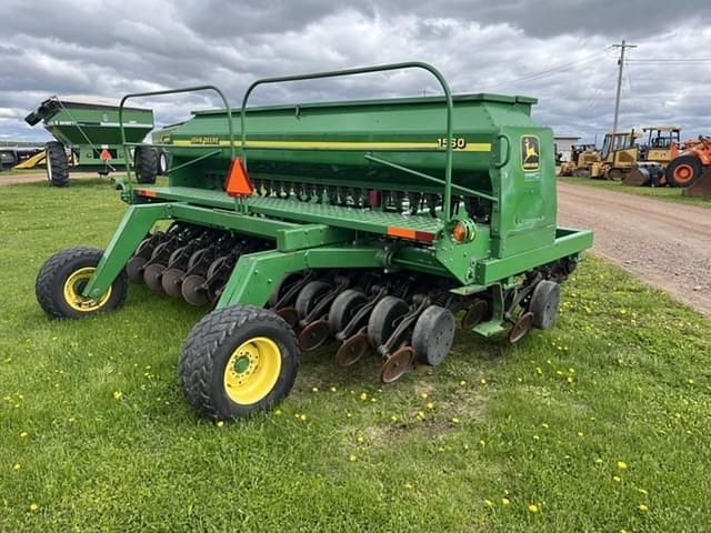 Image of John Deere 1560 equipment image 3