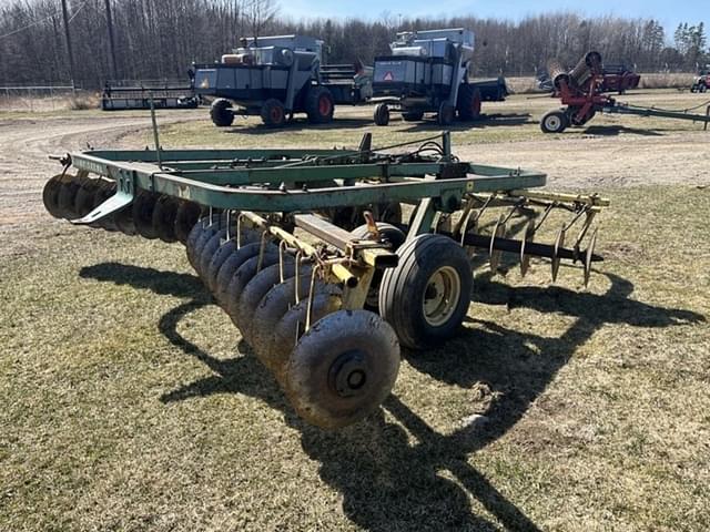 Image of John Deere 210 equipment image 4