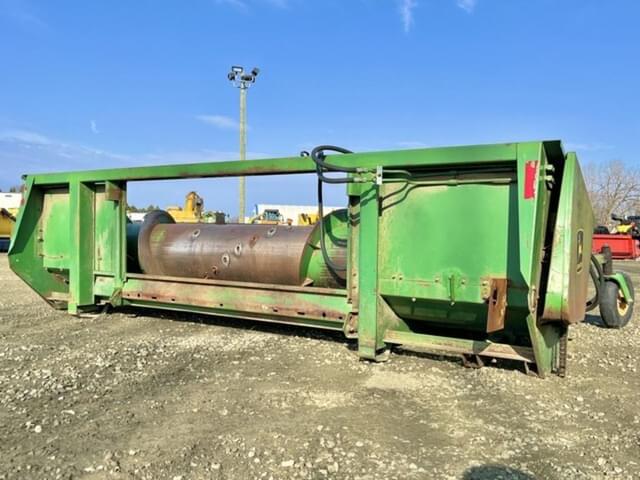 Image of John Deere 212 equipment image 3