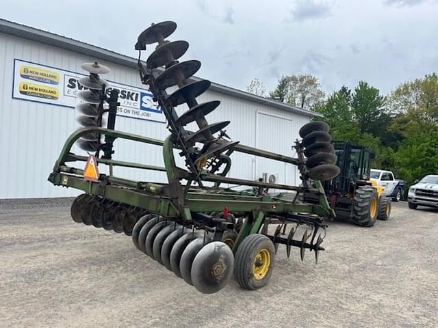 Image of John Deere 230 equipment image 2
