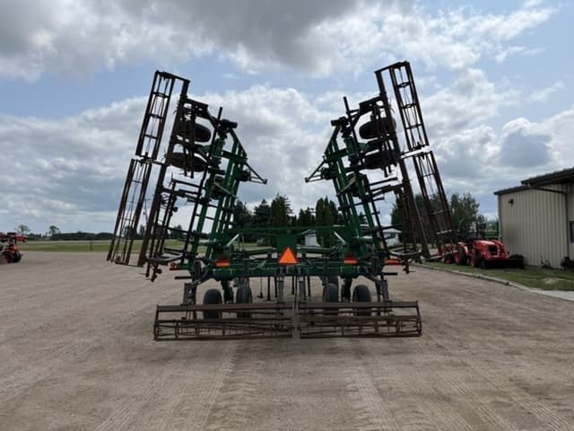 Image of John Deere 2410 equipment image 3