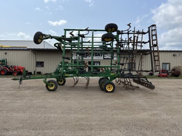 Image of John Deere 2410 equipment image 1