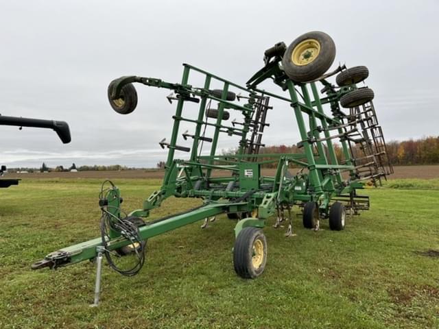 Image of John Deere 2410 equipment image 1