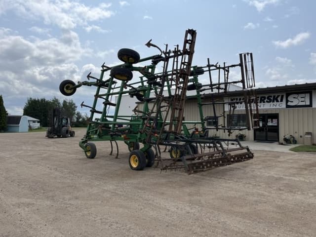 Image of John Deere 2410 equipment image 2