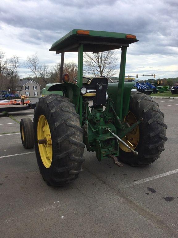 Image of John Deere 2840 equipment image 2